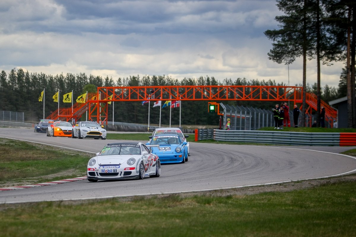 Racing-NM: Åpningsløpet, Vålerbanen