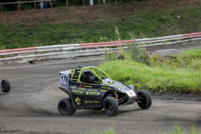 SNH_1696.jpg
