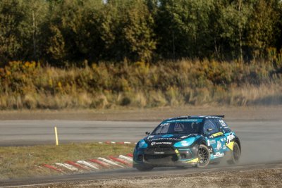 SNH_6885.jpg