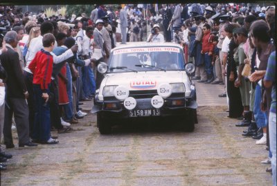 1981 sari renault 140125Untitled-19.jpg