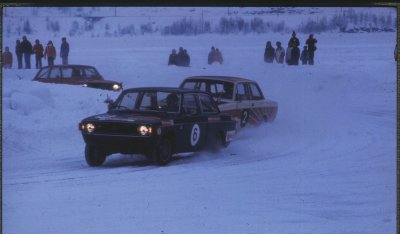 Is 1977 volvo 140125Untitled-51.jpg