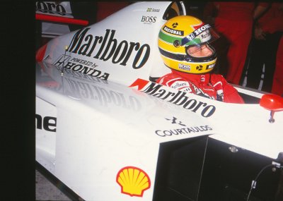 F1 140505 senna Untitled-52.jpg