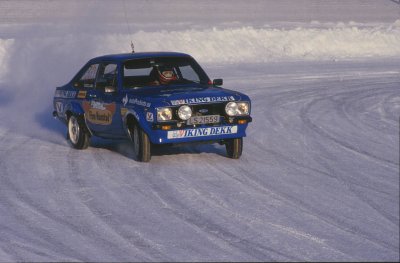 Ford Escort blå ls21559 140402Untitled-47.jpg
