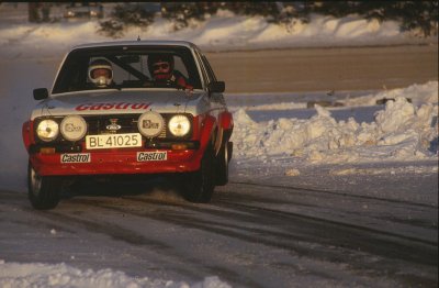 Ford escort rød BL41025 schou 140414Untitled-8.jpg