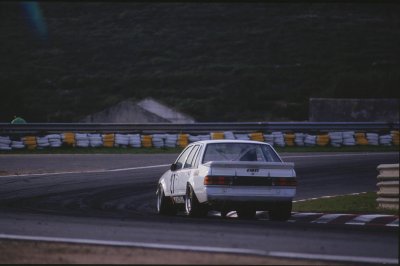 Holden racing 140429Untitled-8.jpg