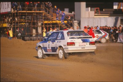 Mazda 323 140505Untitled-39.jpg