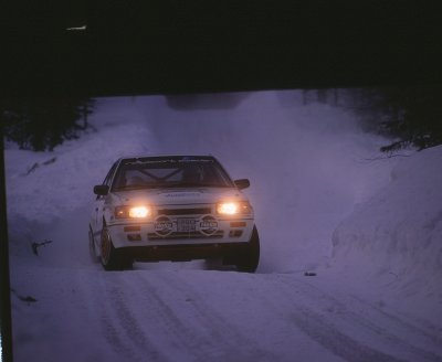 Mazda 323 hvit S 140602Untitled-74.jpg