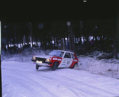 Opel Ascona B FS31761 140602Untitled-75fbprl.jpg
