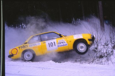 Opel Ascona B gul 140602Untitled-85.jpg