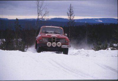 Saab rød DA53116 918 140331Untitled-19fbbsh.jpg