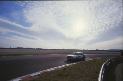 Volvo 240 racing 140429Untitled-7.jpg