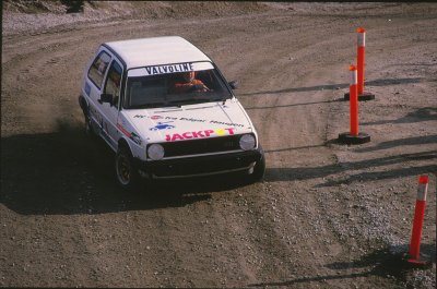 VW Golf hvit jackpopt 140406Untitled-56.jpg